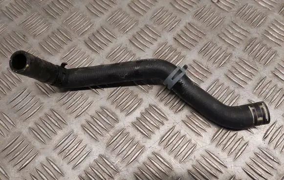Audi A5 Engine coolant pipe/hose 8W1819373C