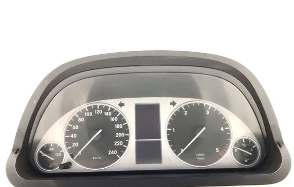 Mercedes-Benz B W245 Speedometer (instrument cluster) 1031098110