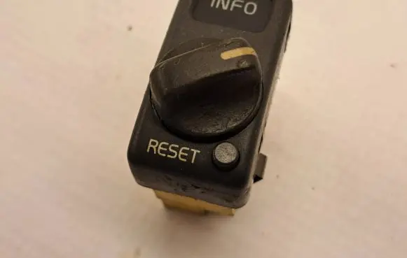 Volvo S70 V70 V70 XC On-board computer control switch 9162959 00W04K