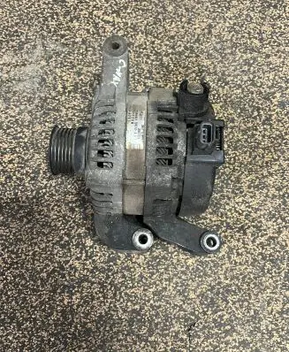 Ford Focus C-MAX Generator/alternator 3M5T10300LC
