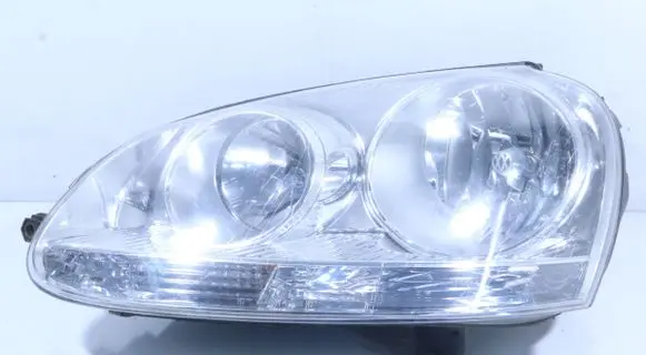 Volkswagen Jetta V Headlight/headlamp 20A318B