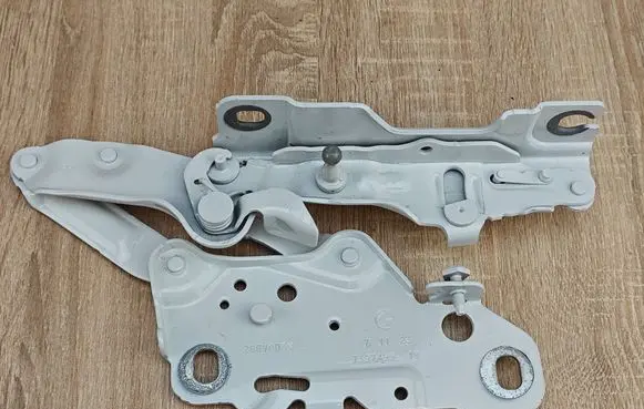 BMW X4 G02 Engine bonnet/hood hinges 7397499