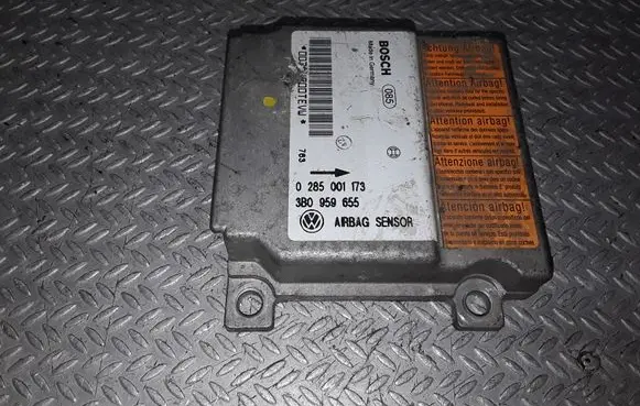 Volkswagen PASSAT B5 Airbag control unit/module 3B0959655 0285959655