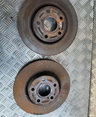 Toyota Corolla Verso AR10 Front brake disc 0302