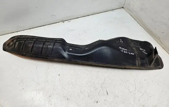 Skoda Yeti (5L) Fender end trim 5L0821112