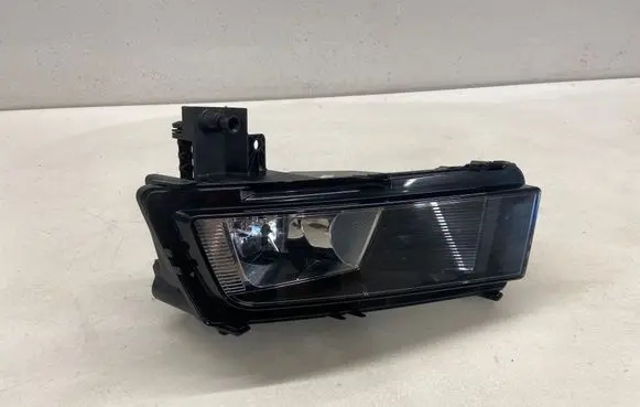 Volkswagen Touran III Front fog light 5TA941661A 10461030000