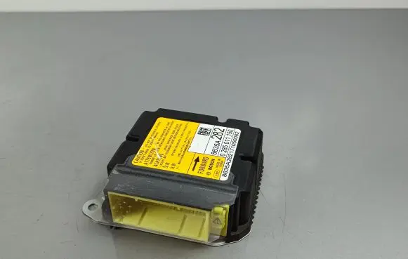 Mitsubishi Outlander Airbag control unit/module 8635A282