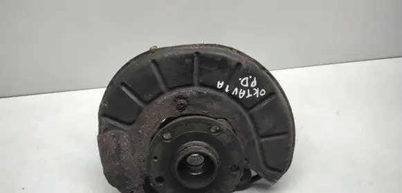 Skoda Octavia Mk2 (1Z) Front wheel hub