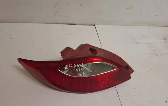 Mazda 2 Rear/tail lights