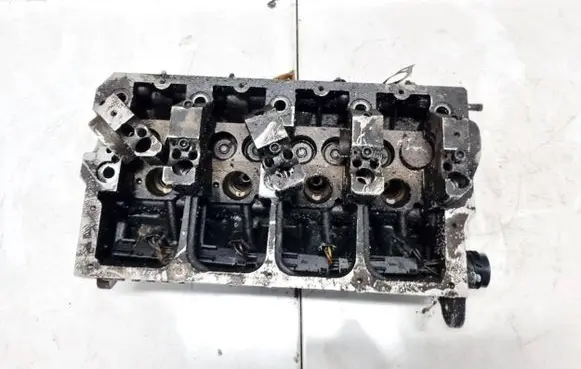 Volkswagen Golf IV Engine head 038103373R