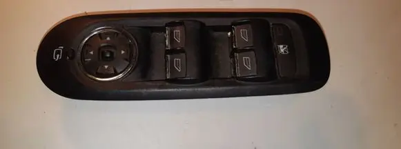 Ford Mondeo MK IV Electric window control switch 7S7T14A132BC