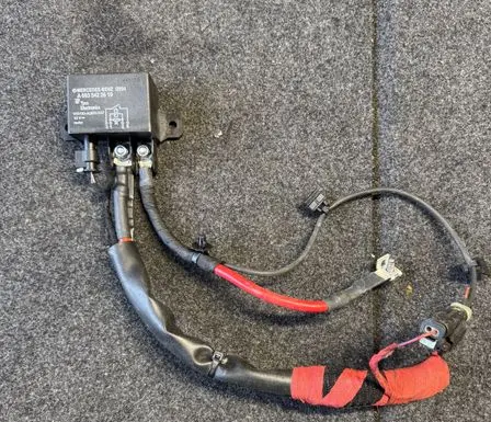 Mercedes-Benz C W204 Other relay A0035422619 V23132A2001X27