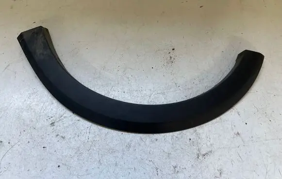 Dacia Sandero II Front arch trim 638751431R