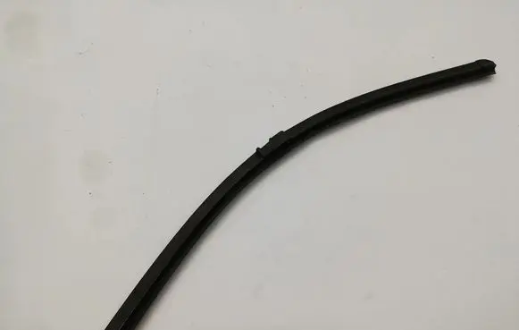Nissan Qashqai Windshield/front glass wiper blade 