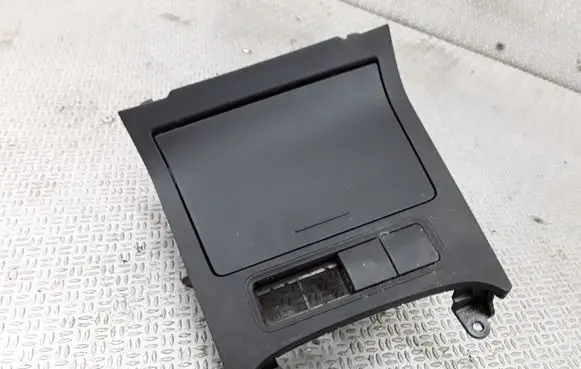 Volkswagen Eos Glove box 1K0857961