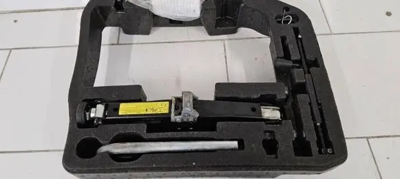 Audi A4 S4 B8 8K Tool box 8T0012109A