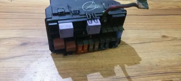 Renault Laguna II Fuse box set 8200527955