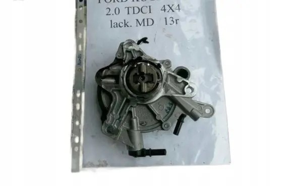 Ford Kuga II Vacuum pump