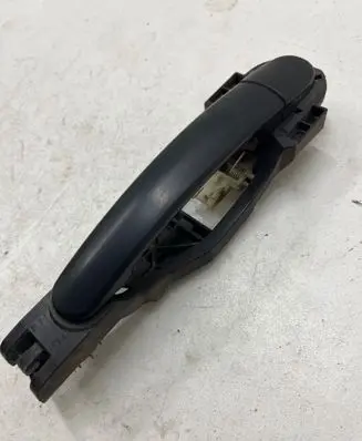 Volkswagen PASSAT B5 Front door exterior handle 3B0837886 0205