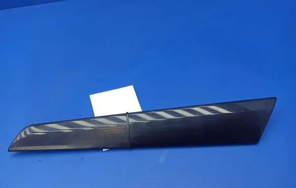Mercedes-Benz C W204 Front door trim bar A2047200622 172844 1090046