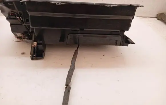 BMW 7 E65 E66 Glove box 6913362