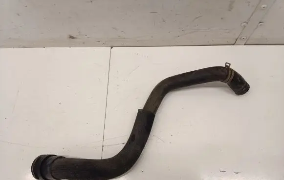 Volvo V60 Engine coolant pipe/hose