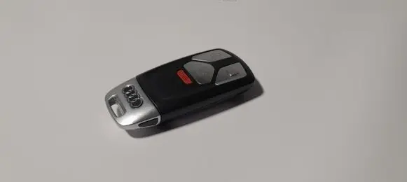 Audi A4 S4 B9 Ignition key/card 4M0959754CG