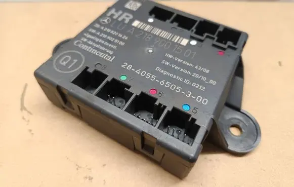 Mercedes-Benz CLS C218 X218 Door control unit/module A2189001501 A2188201626