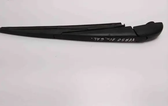Toyota Verso-S Rear wiper blade arm