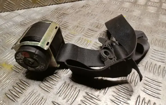 Mini One - Cooper R50 - 53 Front seatbelt 1505914
