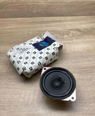Peugeot 107 Front door speaker 6562L7 861600H010