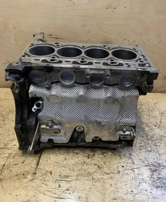 Mercedes-Benz GLA H247 Engine block R6540115000 654920