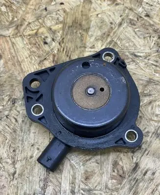 Dodge Durango III Camshaft pulley/ VANOS 05047788AD
