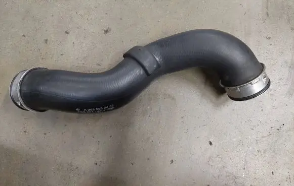 Mercedes-Benz C W203 Intercooler hose/pipe A2035282482 ZGS00414007