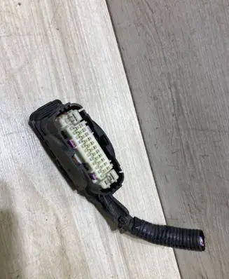 Mazda 3 II ABS module connector plug 1928405773