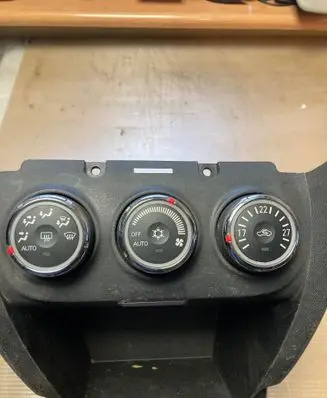 Mitsubishi ASX Climate control unit 7820A082XC 1K04A 386322