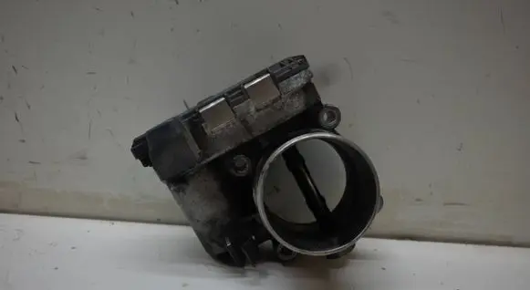 Volvo S60 Throttle valve 31216665