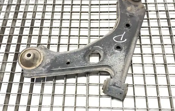 Opel Corsa E Front control arm