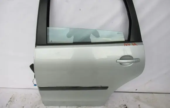 Volkswagen Polo IV 9N3 Rear door 6Q0099911