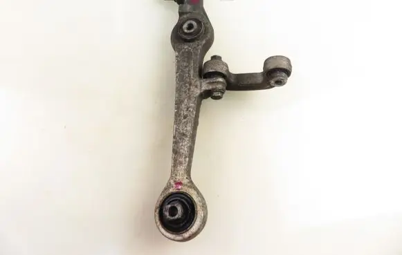 Audi A4 S4 B5 8D Front lower control arm/wishbone