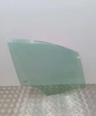 Citroen C3 Front door window glass four-door