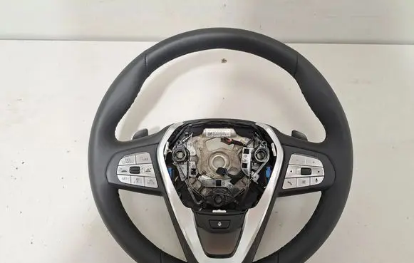 BMW X4 G02 Steering wheel 5A1FCA0 6883777