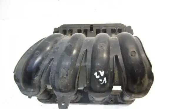 Nissan Micra Intake manifold