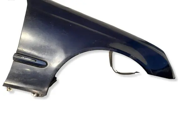 Mercedes-Benz C W203 Fender 1029D