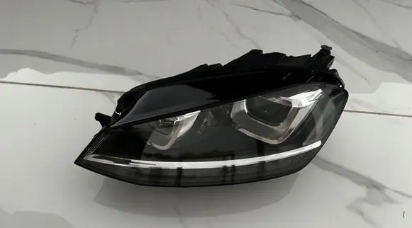 Volkswagen Golf VII Headlight/headlamp 5G1941031 90024313 X61112237FHR