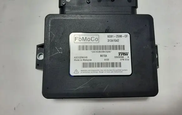 Volvo XC70 Rear brake EMF control unit/module 31341542