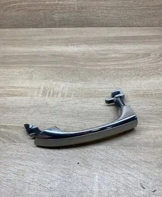 Mercedes-Benz CLS C219 Front door exterior handle