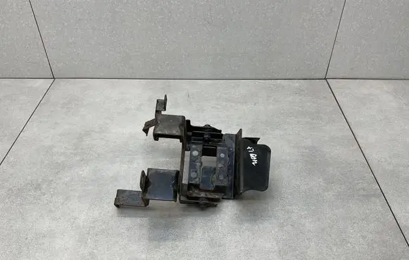 Nissan X-Trail T32 Distronic sensor bracket