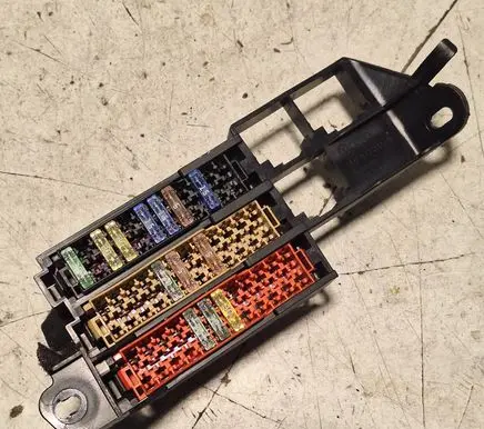 Fuse box set