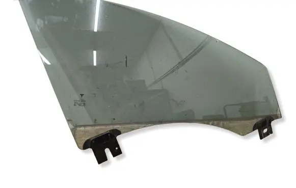 Tesla Model S Front door window glass four-door 43R001074